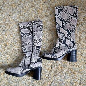 Vintage Leather Chunky Snakeskin Boots